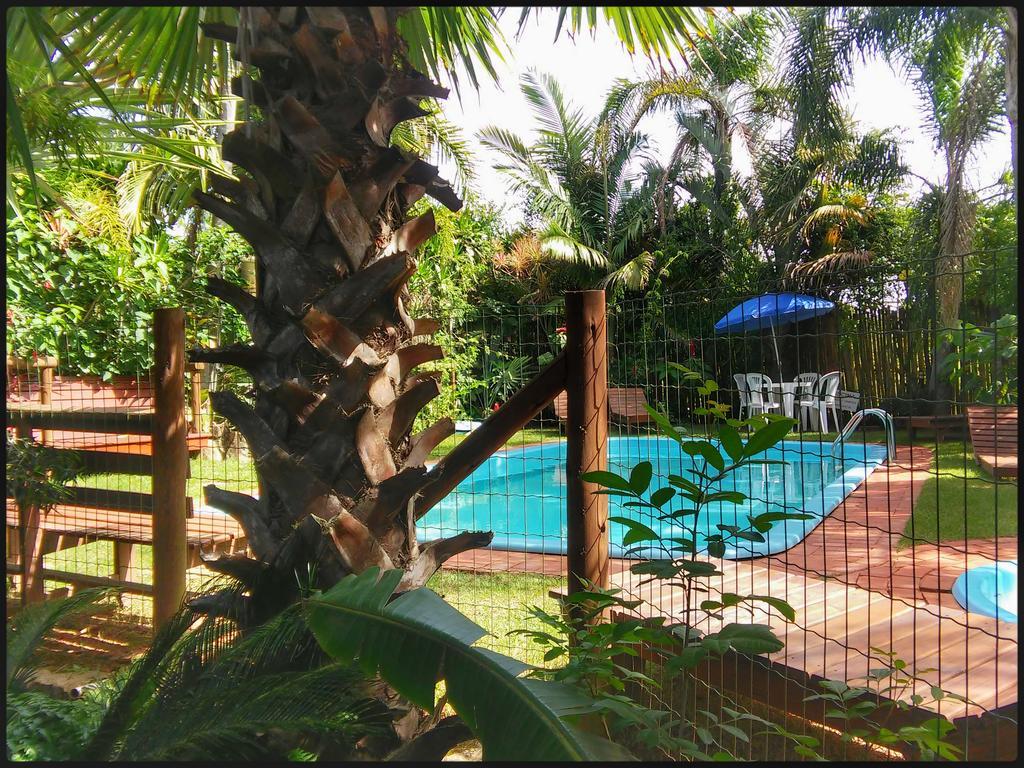Pousada Além do Jardim Praia do Rosa Esterno foto